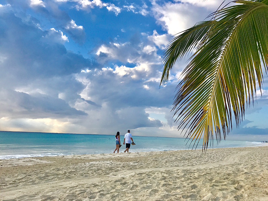 Beach Walk, Playa del Carmen