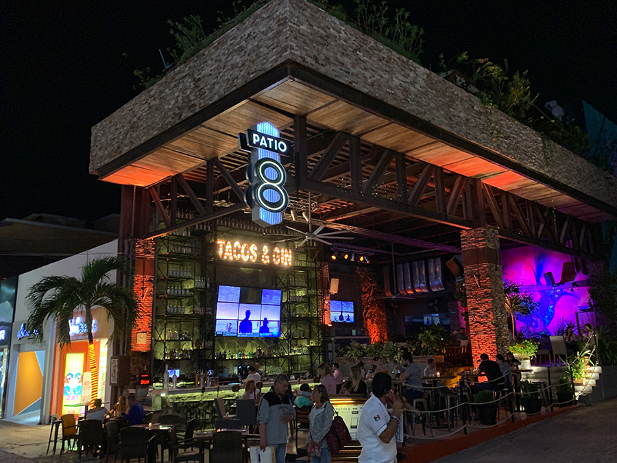 Patio 8, Playa del Carmen