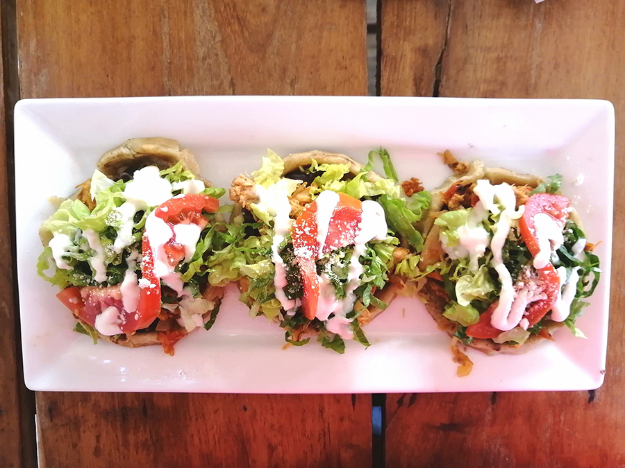 Sopes La Coronela Playa del Carmen