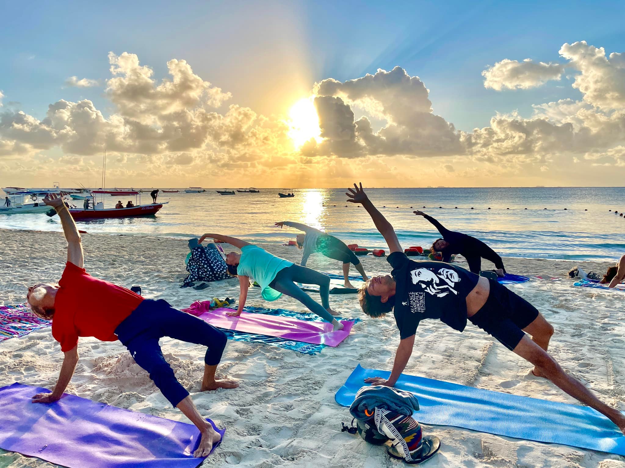 Sunrise Yoga Playa