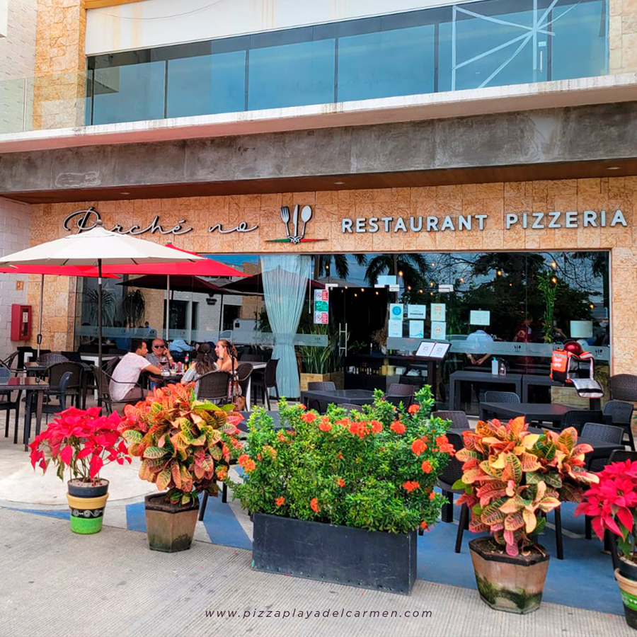 Perche No Italian Restaurant and Pizza Place, Playa del Carmen