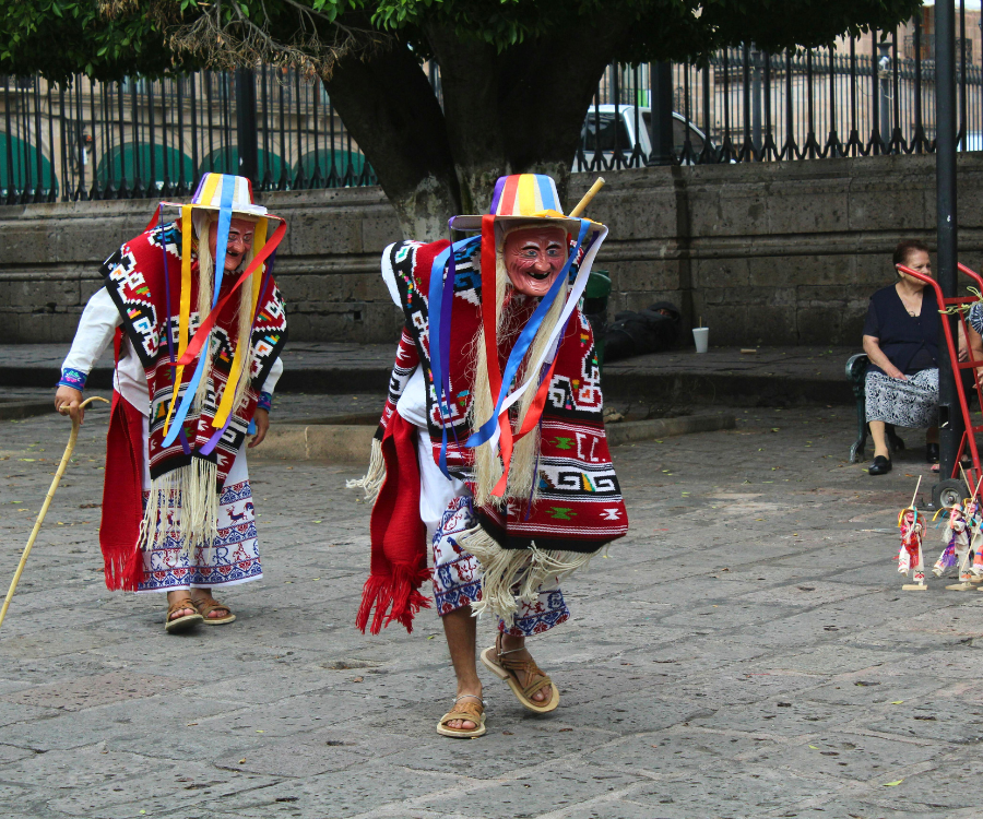 Danca de los Viejitos